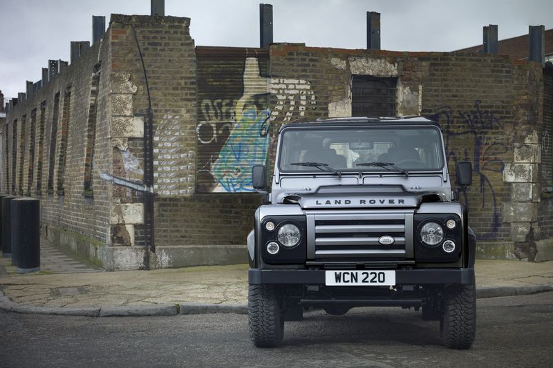 Обновленный Land Rover Defender — X-Tech (14 фото)