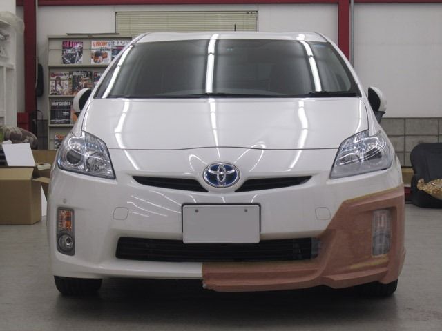 Toyota Prius Mk3 подвергся тюнингу от Wald International (7 фото)
