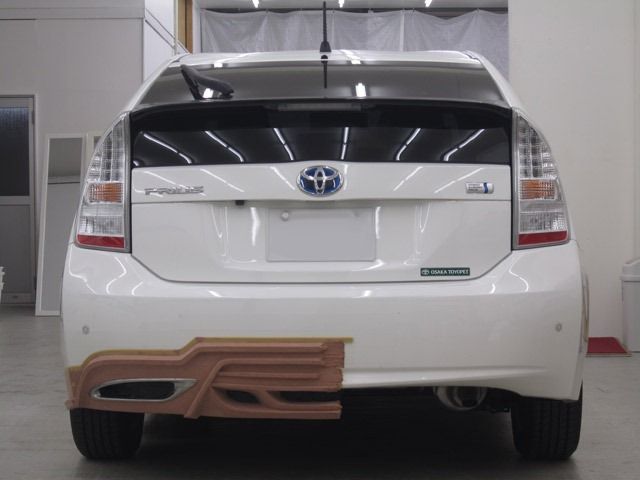 Toyota Prius Mk3 подвергся тюнингу от Wald International (7 фото)